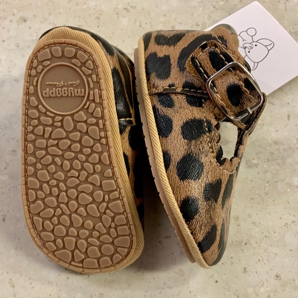 NWT Animal Print Mary Janes - Picture 6 of 9